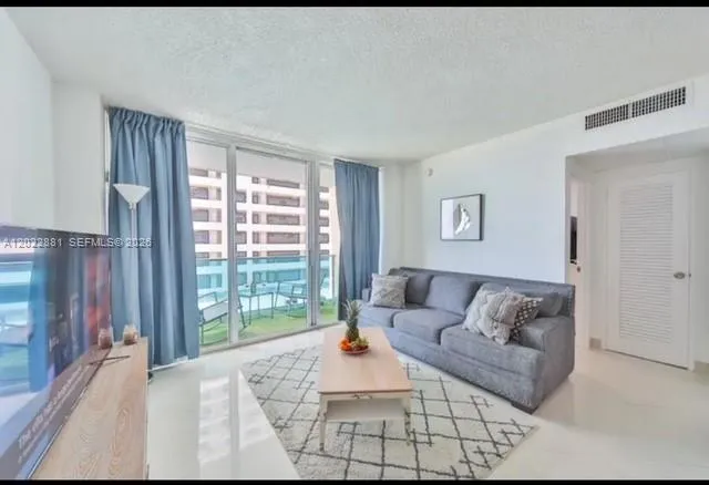 4001 S Ocean Dr #7L Hollywood, FL 33019