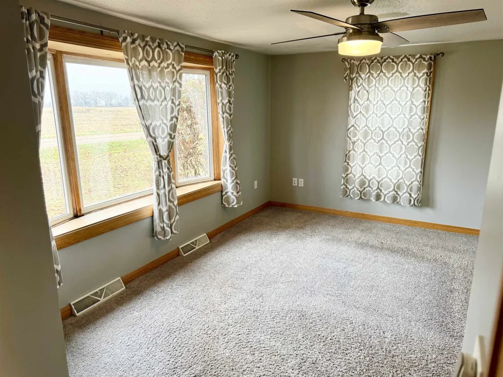 6510 S Begole Road Fulton Township, MI 48871