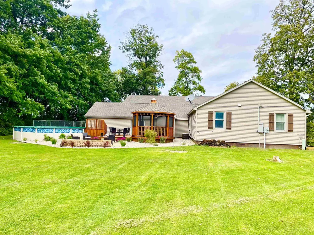 6510 S Begole Road Fulton Township, MI 48871