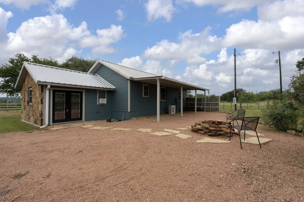 225 Ischar Lane Mason, TX 76856
