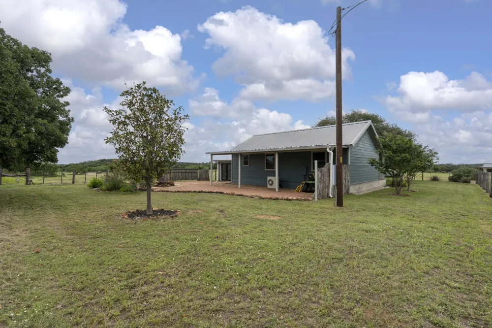 225 Ischar Lane Mason, TX 76856