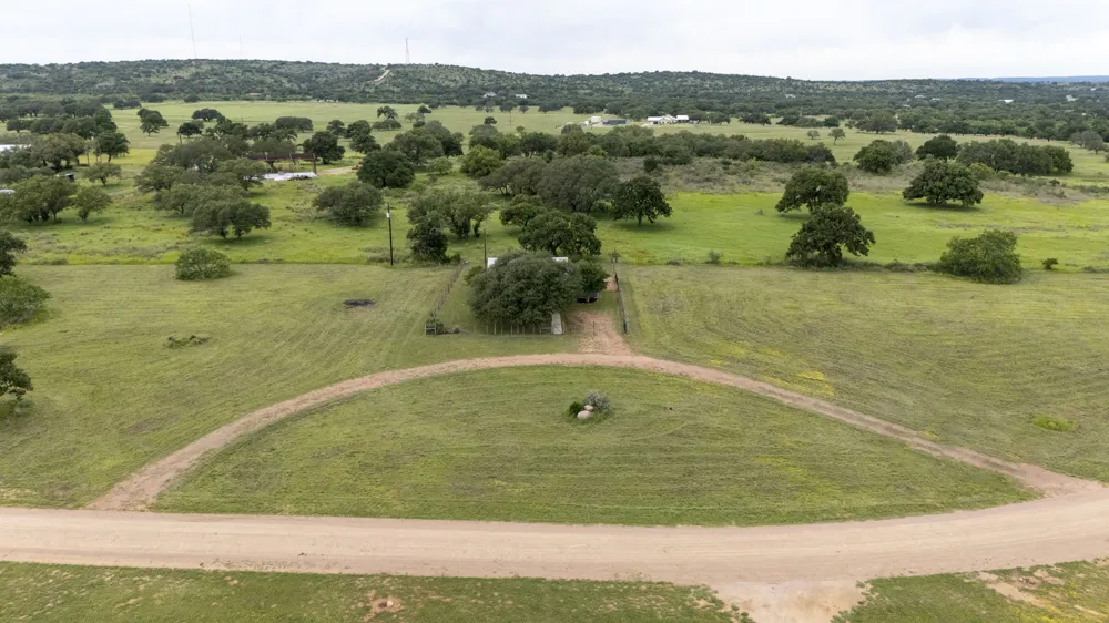 225 Ischar Lane Mason, TX 76856