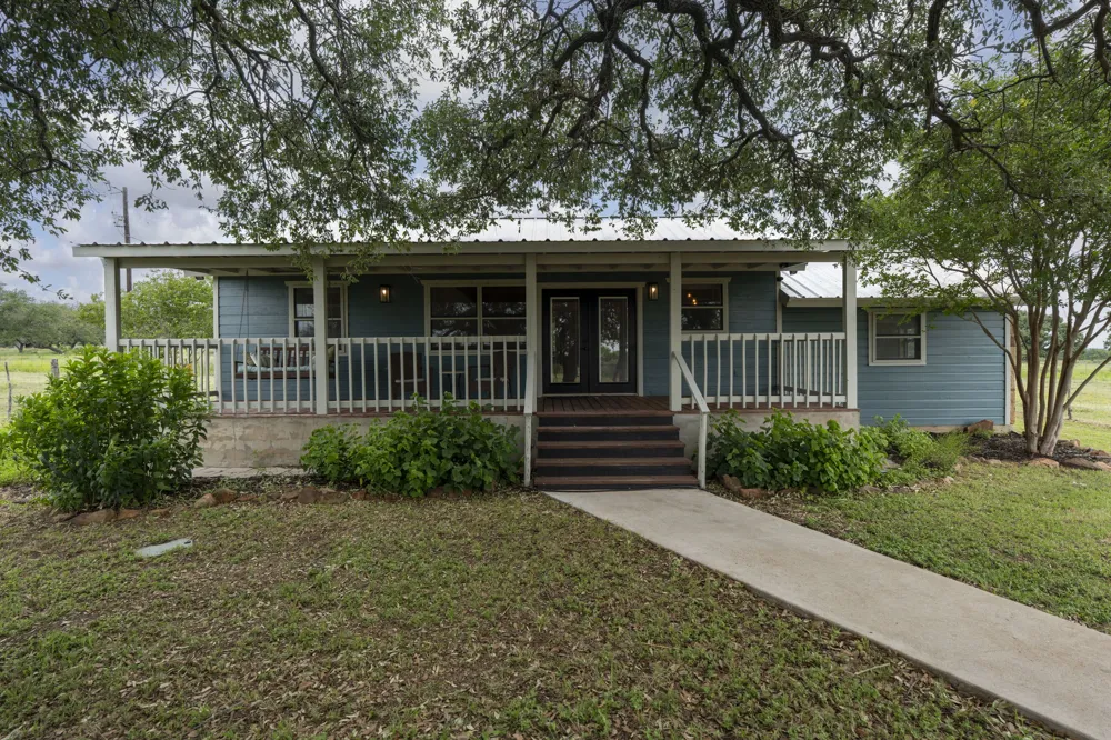 225 Ischar Lane Mason, TX 76856