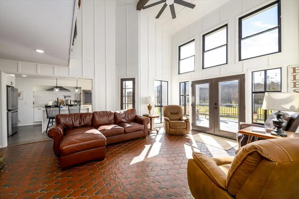 3274 HWY 255 N Sautee Nacoochee, GA 30571