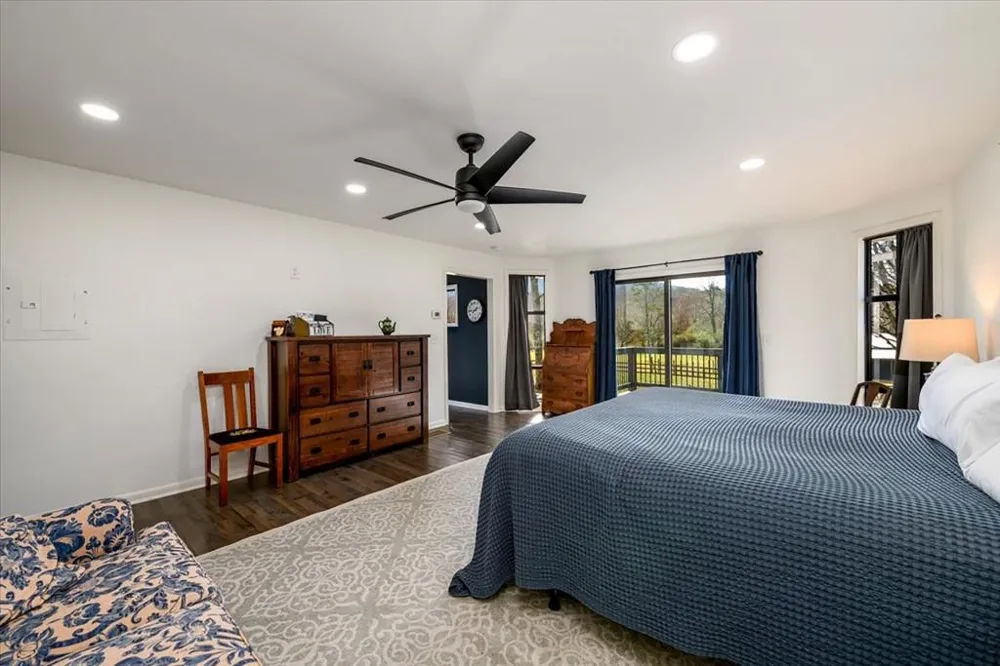 3274 HWY 255 N Sautee Nacoochee, GA 30571