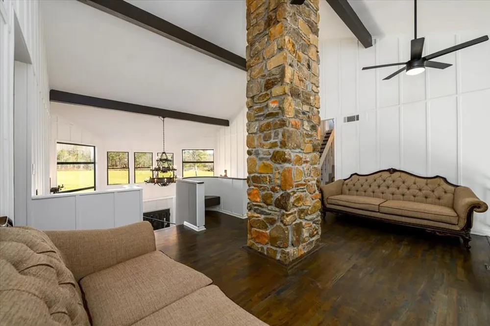 3274 HWY 255 N Sautee Nacoochee, GA 30571