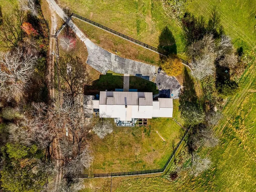 3274 HWY 255 N Sautee Nacoochee, GA 30571