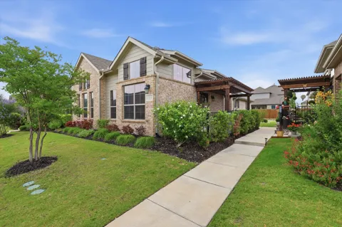 2721 Garden Gate Lane