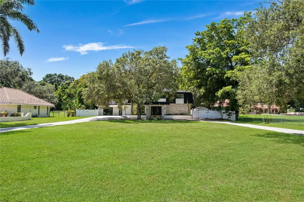11640 SW 37th Ct Davie, FL 33330