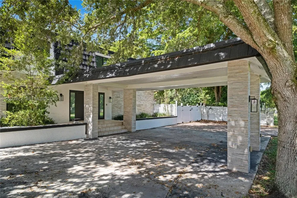 11640 SW 37th Ct Davie, FL 33330