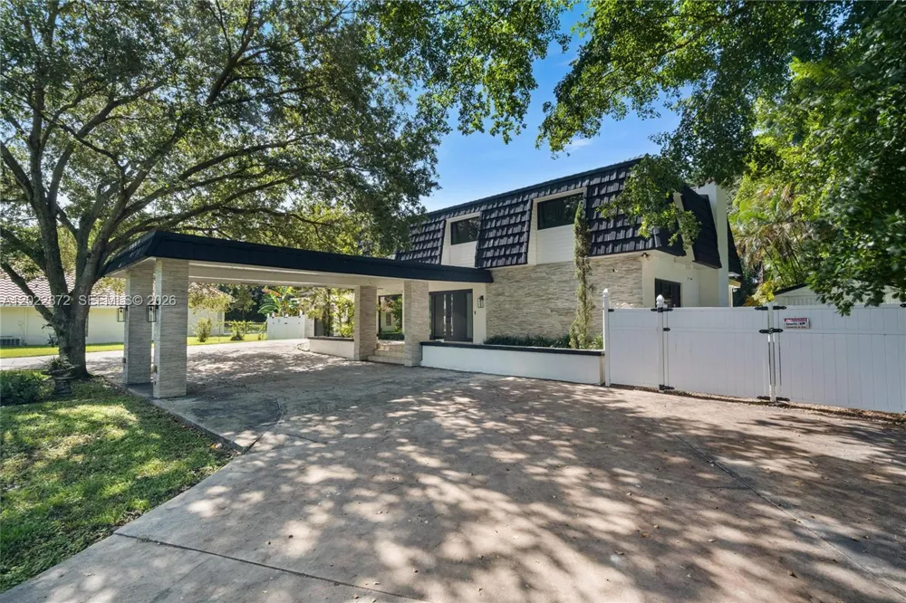 11640 SW 37th Ct Davie, FL 33330