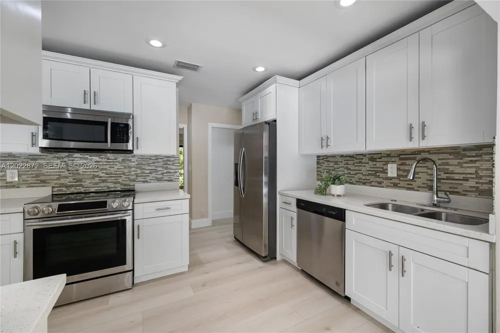 11640 SW 37th Ct Davie, FL 33330