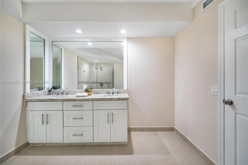 11640 SW 37th Ct Davie, FL 33330
