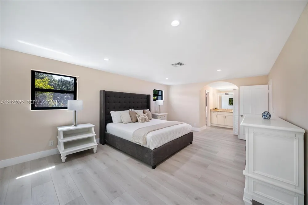 11640 SW 37th Ct Davie, FL 33330