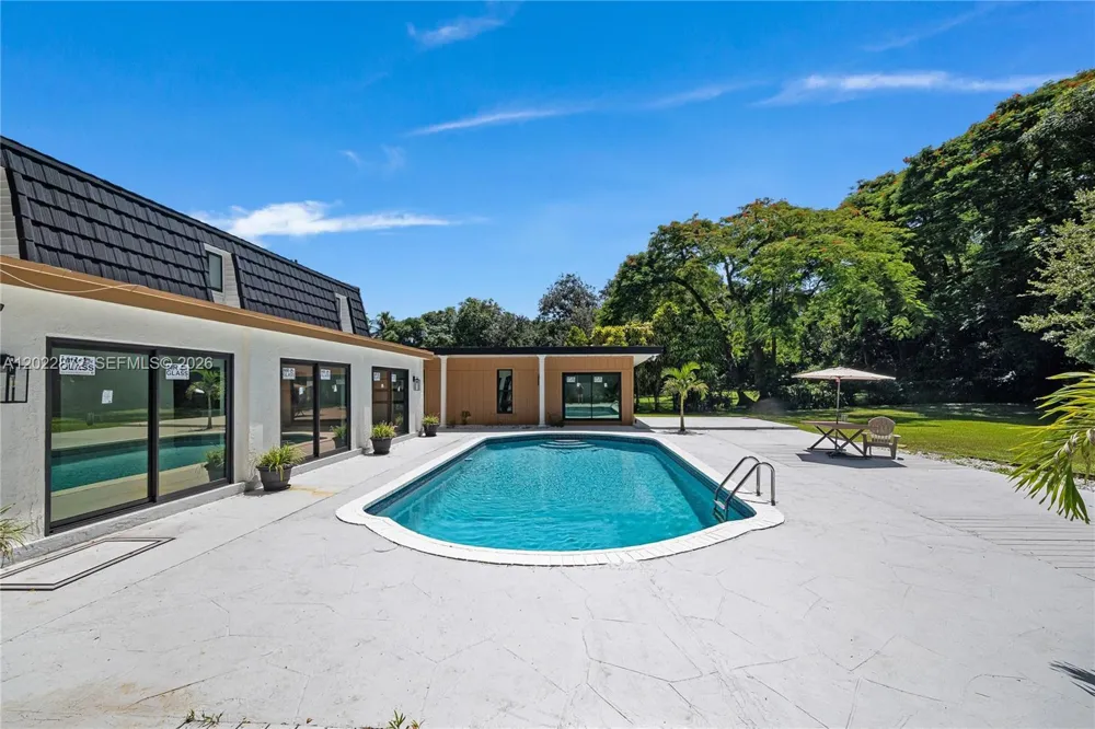 11640 SW 37th Ct Davie, FL 33330