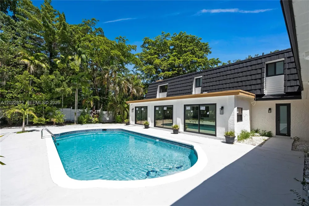 11640 SW 37th Ct Davie, FL 33330