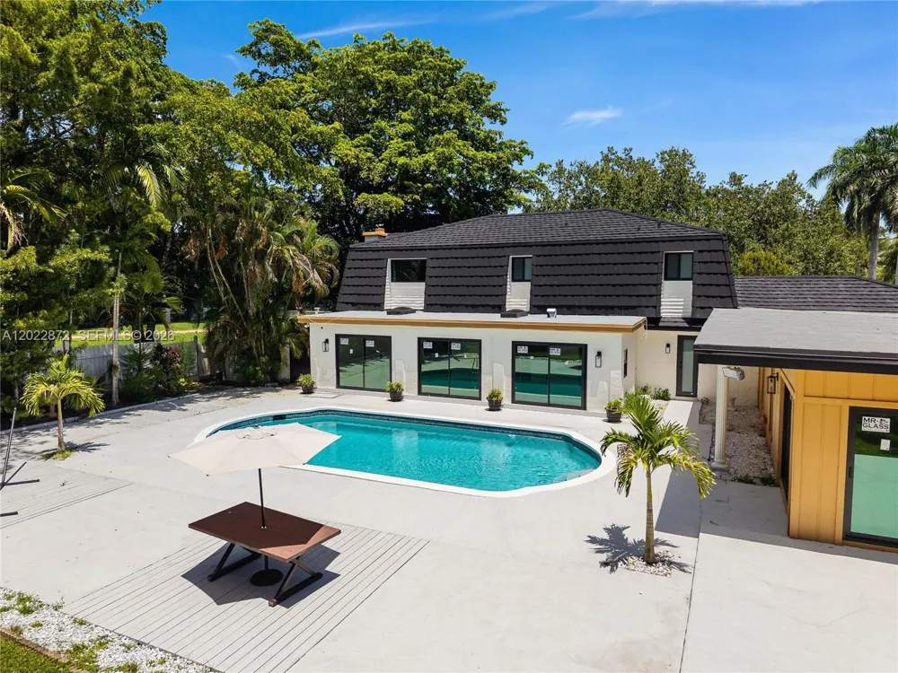 11640 SW 37th Ct Davie, FL 33330