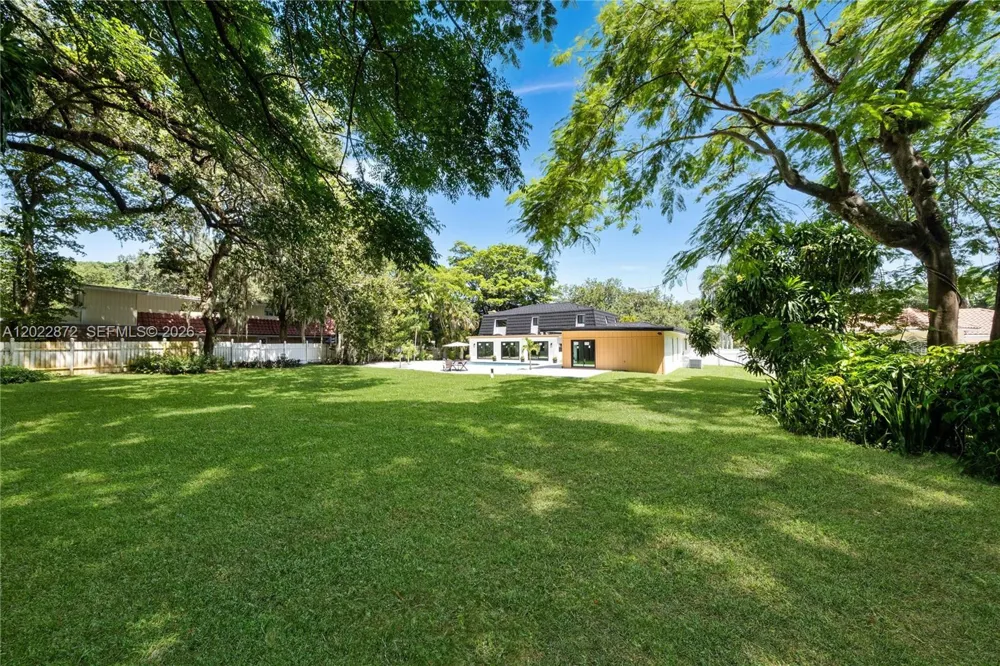 11640 SW 37th Ct Davie, FL 33330