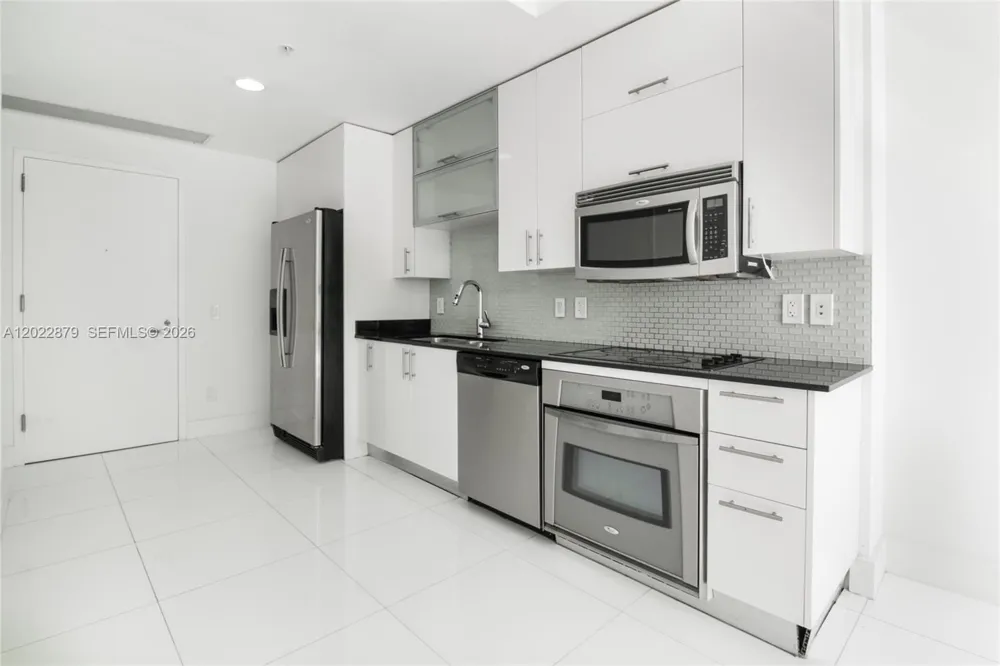 60 SW 13th St #2208 Miami, FL 33130