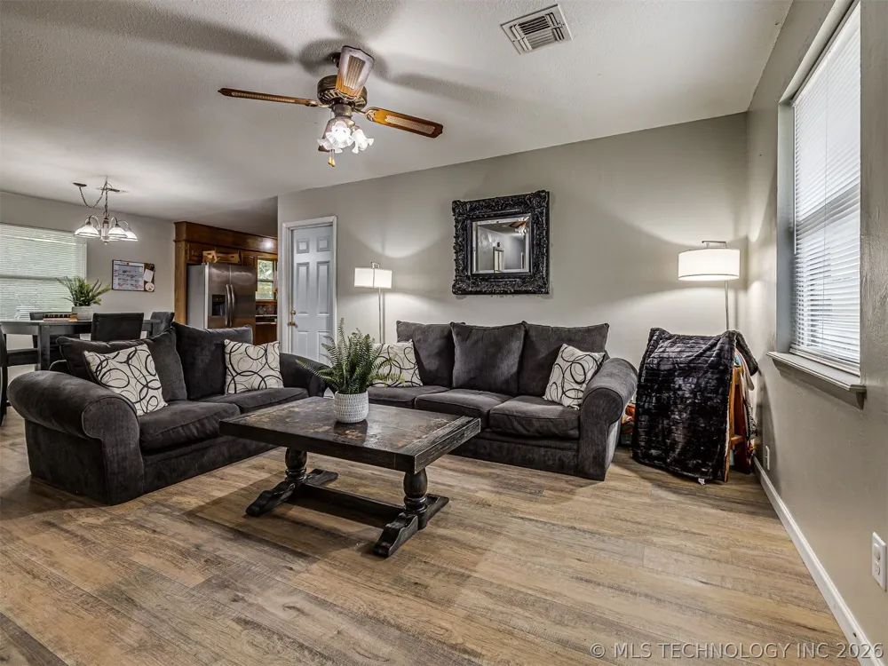 15505 S 291st EastAvenue Coweta, OK 74429