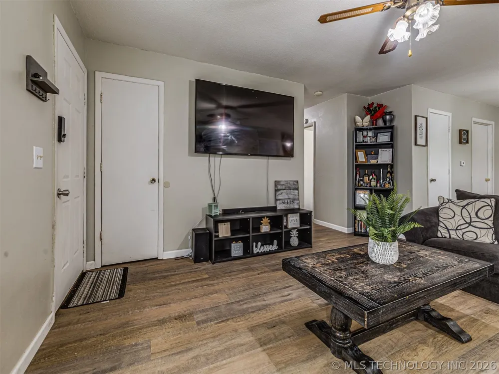 15505 S 291st EastAvenue Coweta, OK 74429