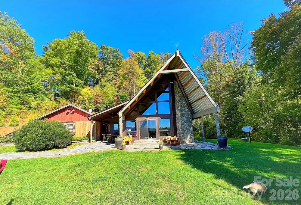 461 Ferguson Cove Loop Clyde, NC 28721