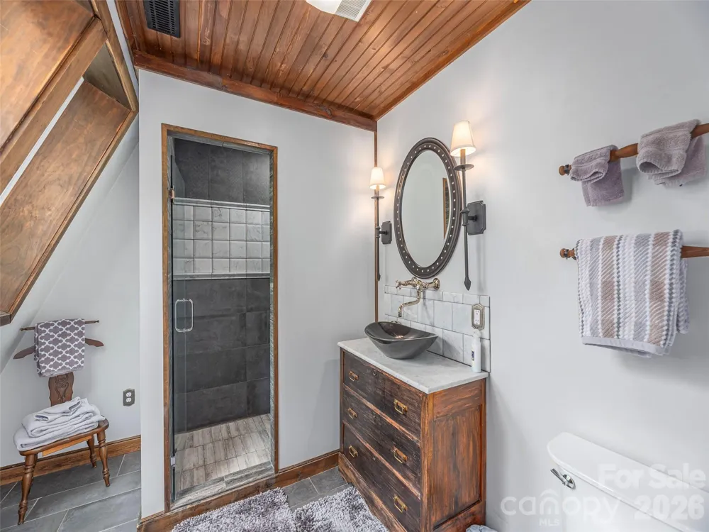 461 Ferguson Cove Loop Clyde, NC 28721