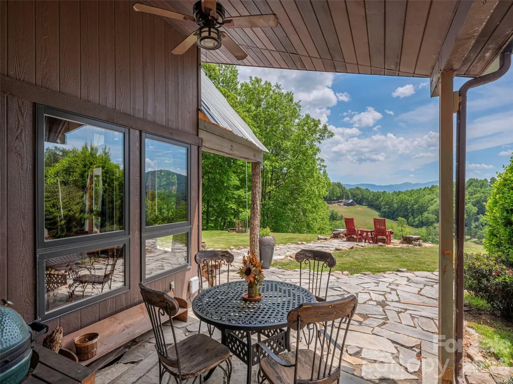 461 Ferguson Cove Loop Clyde, NC 28721