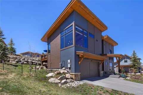 151 Moss Way