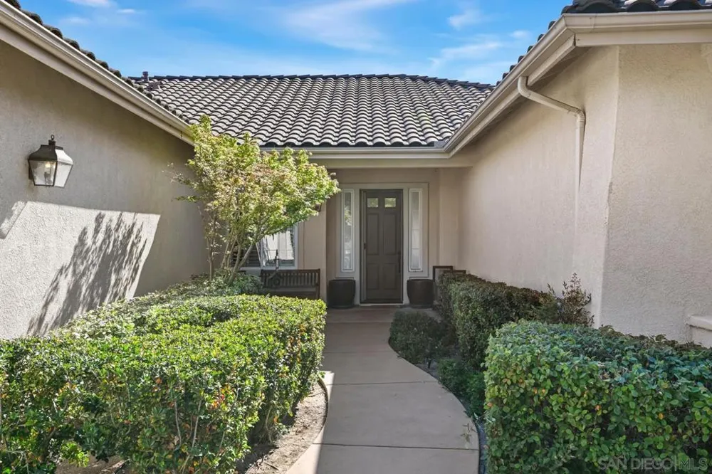 2167 Collomia Ct. Alpine, CA 91901