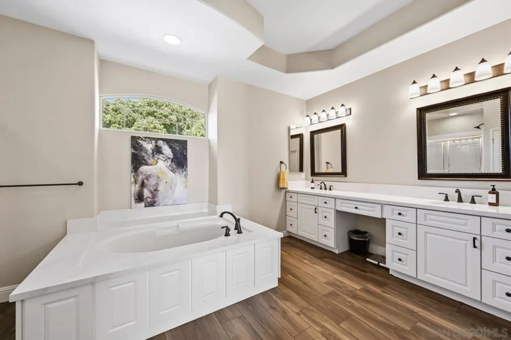 2167 Collomia Ct. Alpine, CA 91901