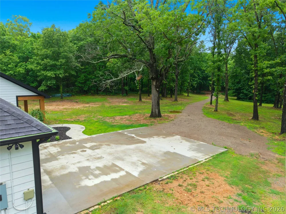466070 E 800 Stilwell, OK 74960