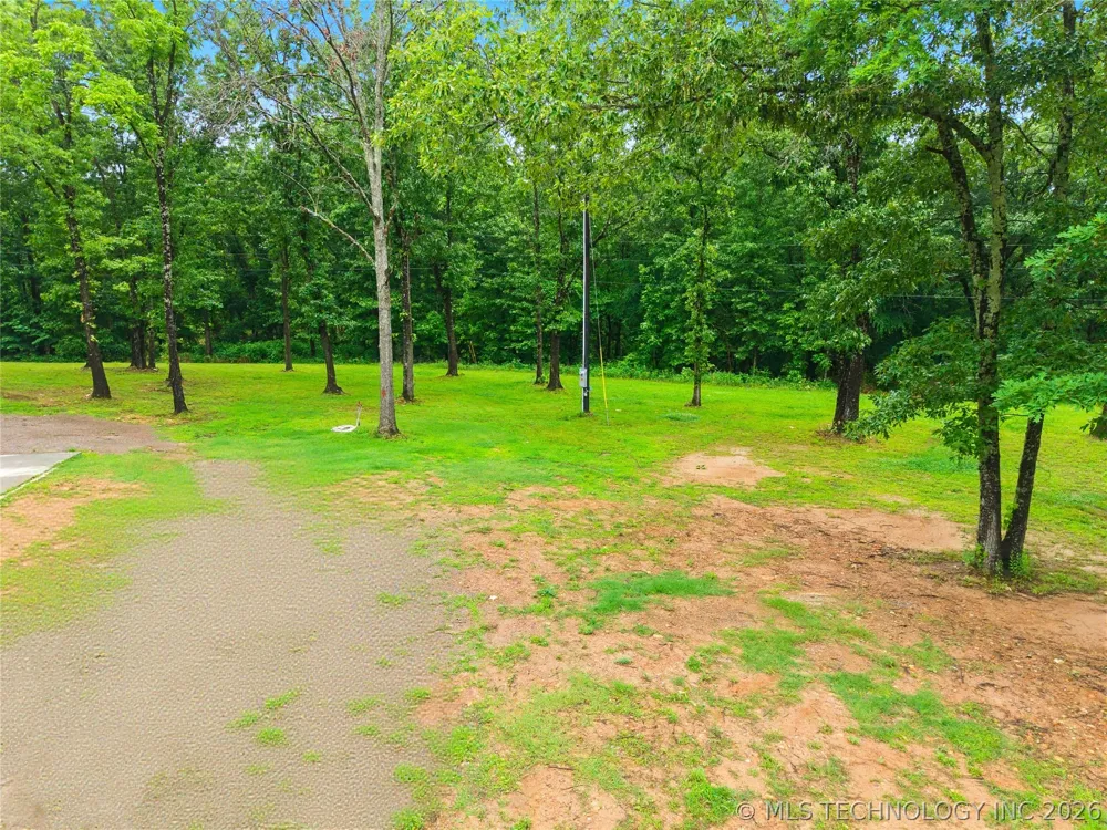 466070 E 800 Stilwell, OK 74960