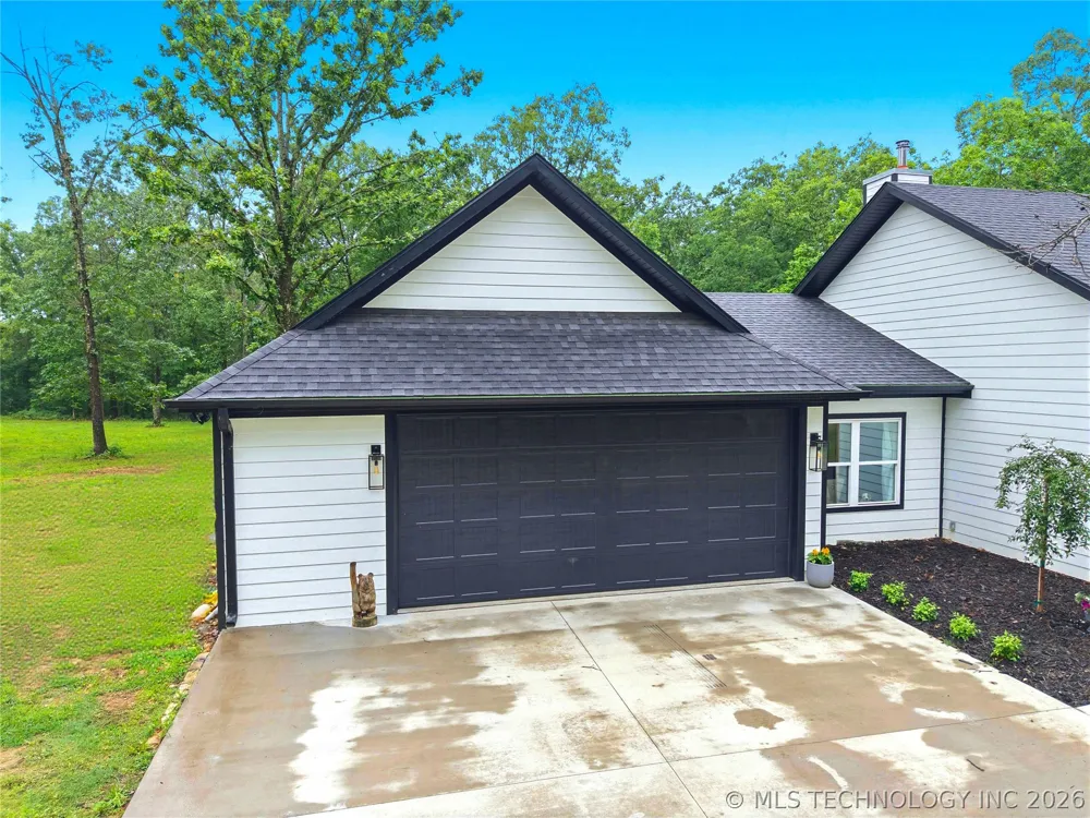 466070 E 800 Stilwell, OK 74960