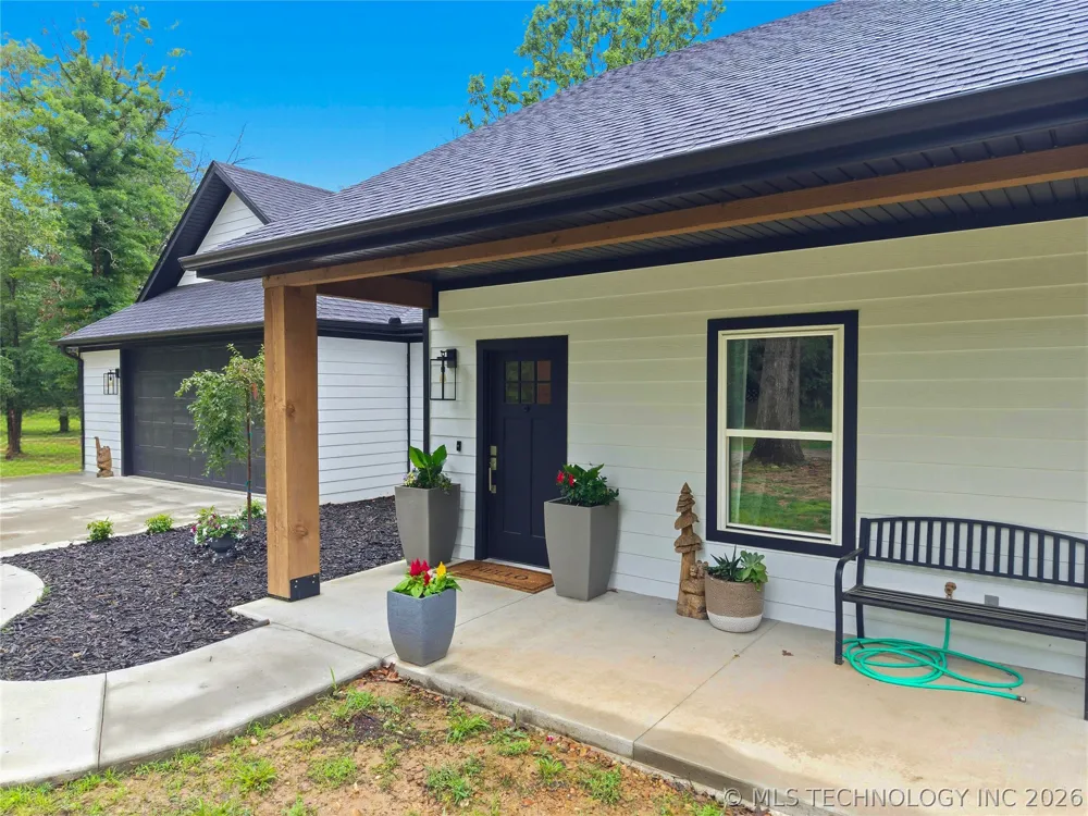 466070 E 800 Stilwell, OK 74960