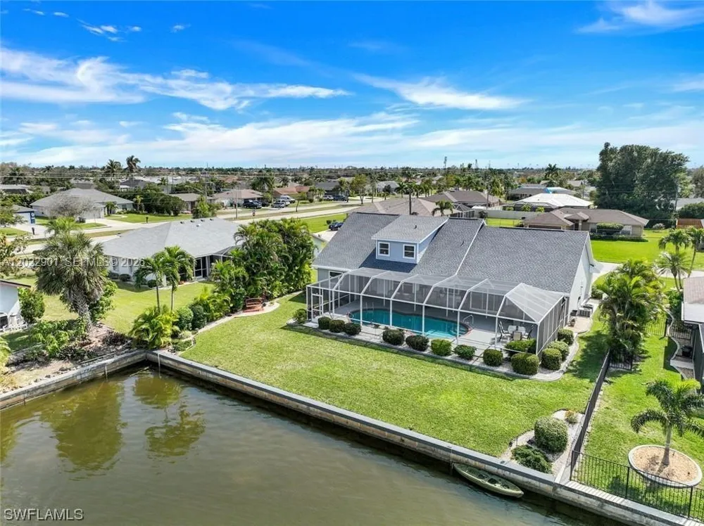 407 SW 37 St Cape Coral, FL 33914