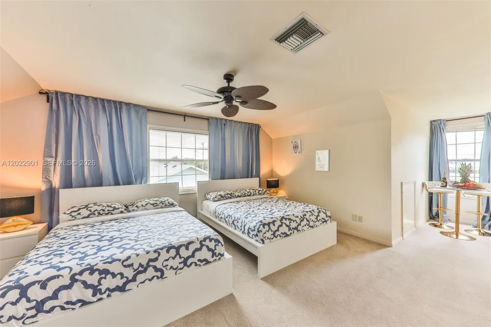 407 SW 37 St Cape Coral, FL 33914
