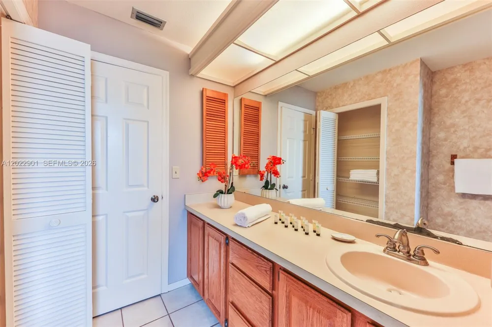 407 SW 37 St Cape Coral, FL 33914
