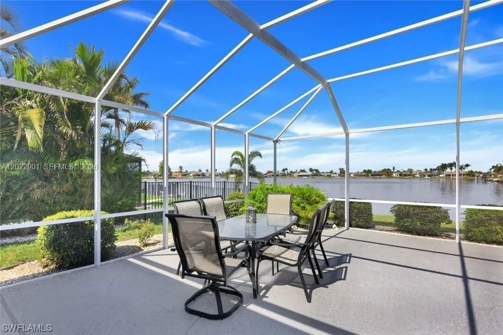 407 SW 37 St Cape Coral, FL 33914