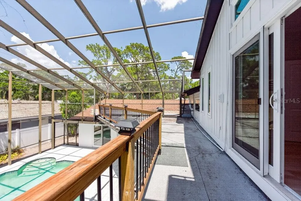 1461 87TH AVENUE St Petersburg, FL 33702