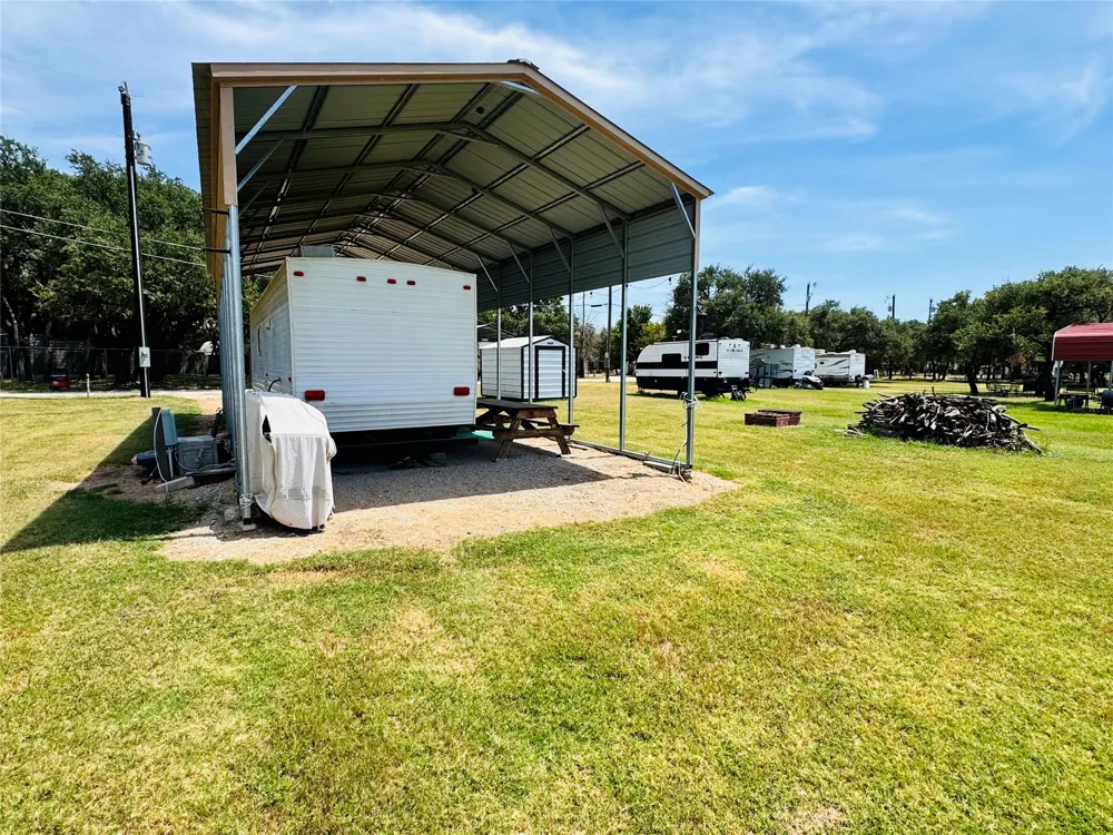 3270 Bounding Main May, TX 76857