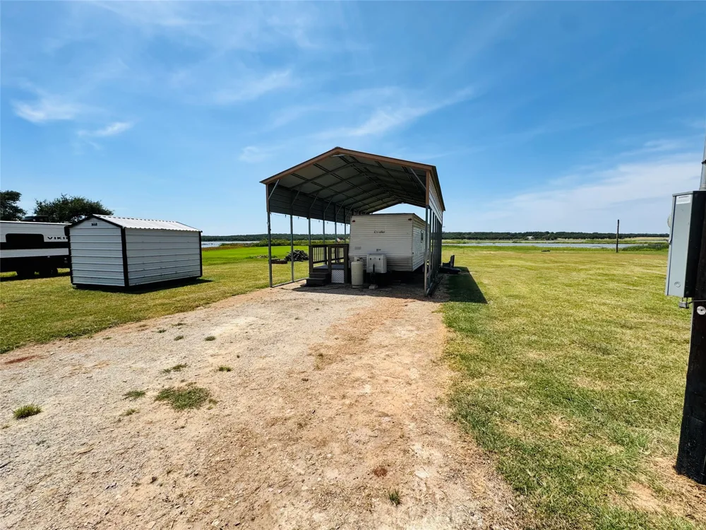3270 Bounding Main May, TX 76857