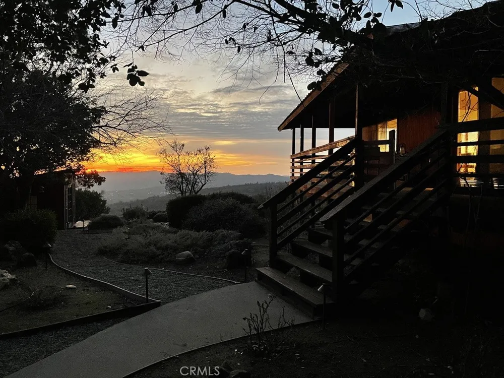43016 Sunshine Mountain Oakhurst, CA 93644