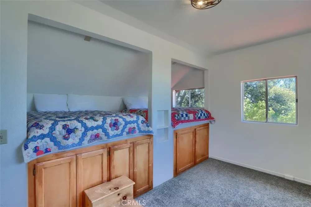 43016 Sunshine Mountain Oakhurst, CA 93644
