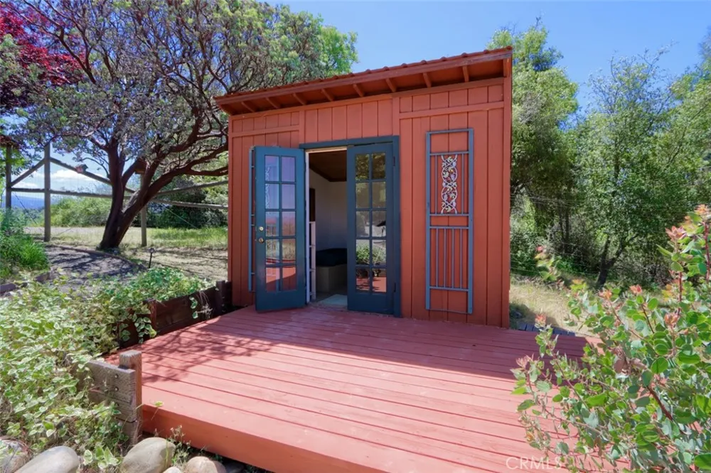 43016 Sunshine Mountain Oakhurst, CA 93644