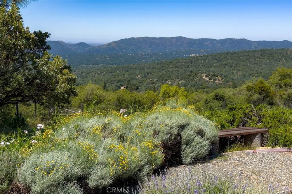 43016 Sunshine Mountain Oakhurst, CA 93644