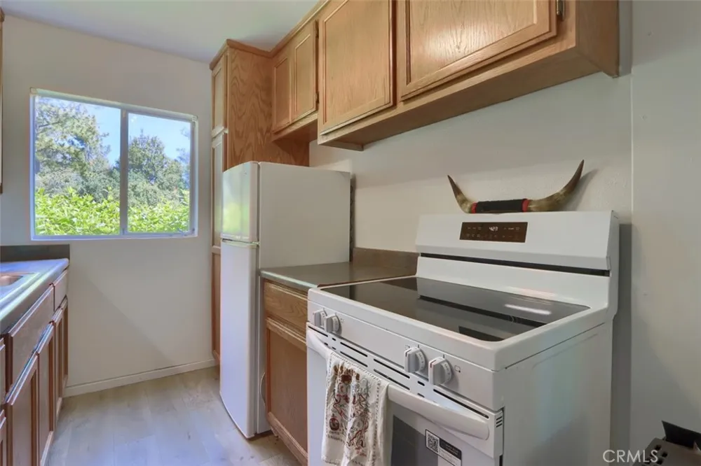 43016 Sunshine Mountain Oakhurst, CA 93644