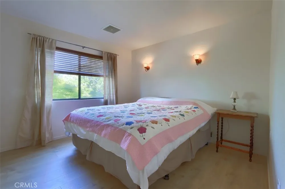 43016 Sunshine Mountain Oakhurst, CA 93644