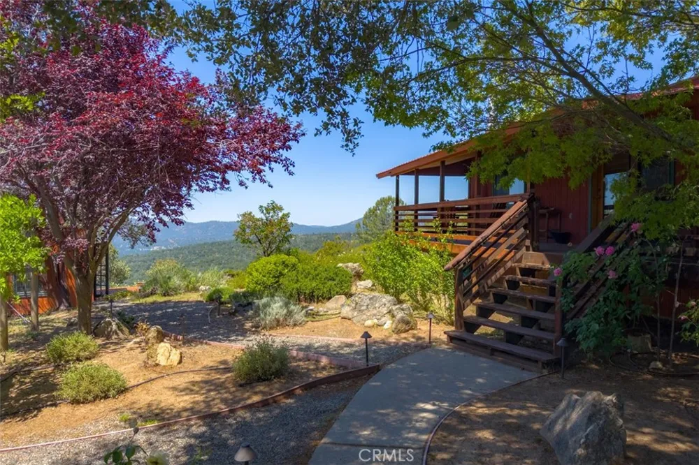 43016 Sunshine Mountain Oakhurst, CA 93644