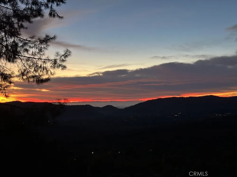 43016 Sunshine Mountain Oakhurst, CA 93644